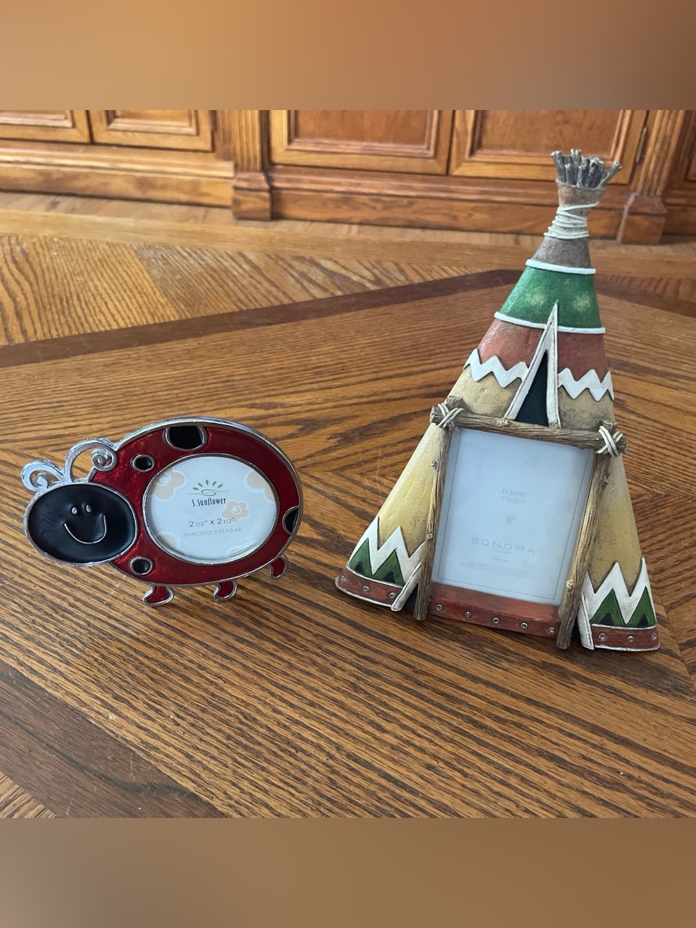 Lot of 2 Small Vintage Children’s Photo Frames, Ladybug & Teepee